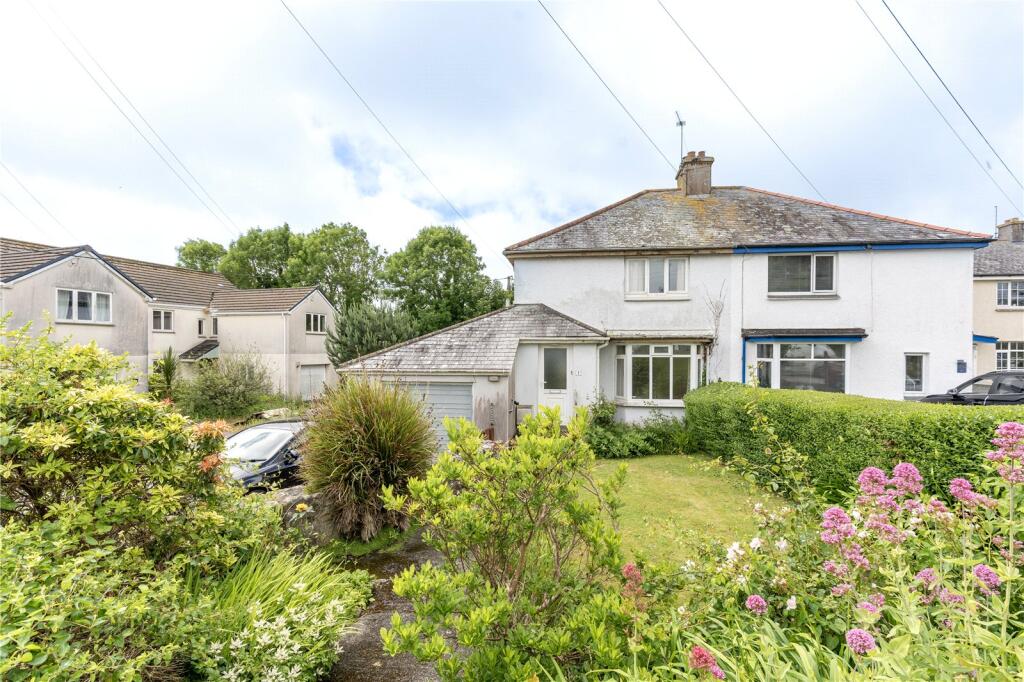 3 bedroom semi detached house in Heamoor, great location