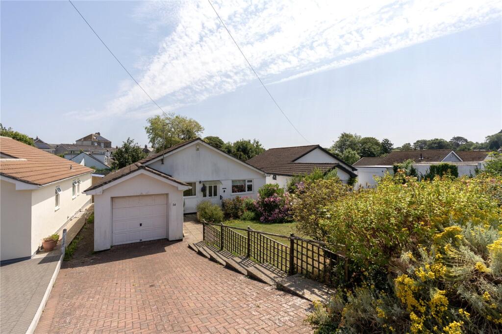 3 bedroom bungalow in Gulval, great location, no chain