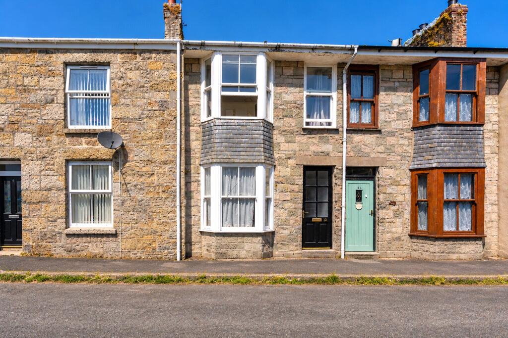 2 bedroom terraced house in Penzance, greatfirs time buy, 