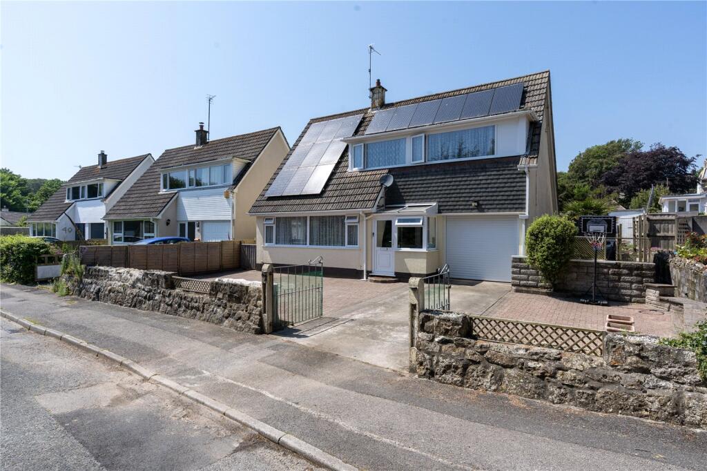 3 bedroom detached house in Penzance, great location, 