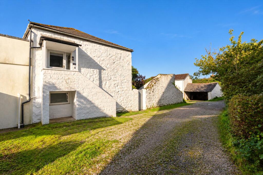1 bedroom apartment, great location, no chain