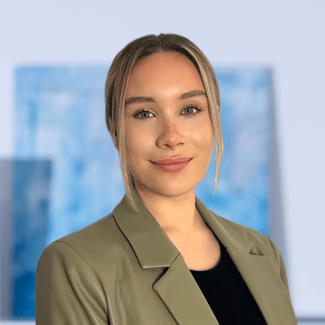 Nina -> Projektmanagerin bei THEFABERS