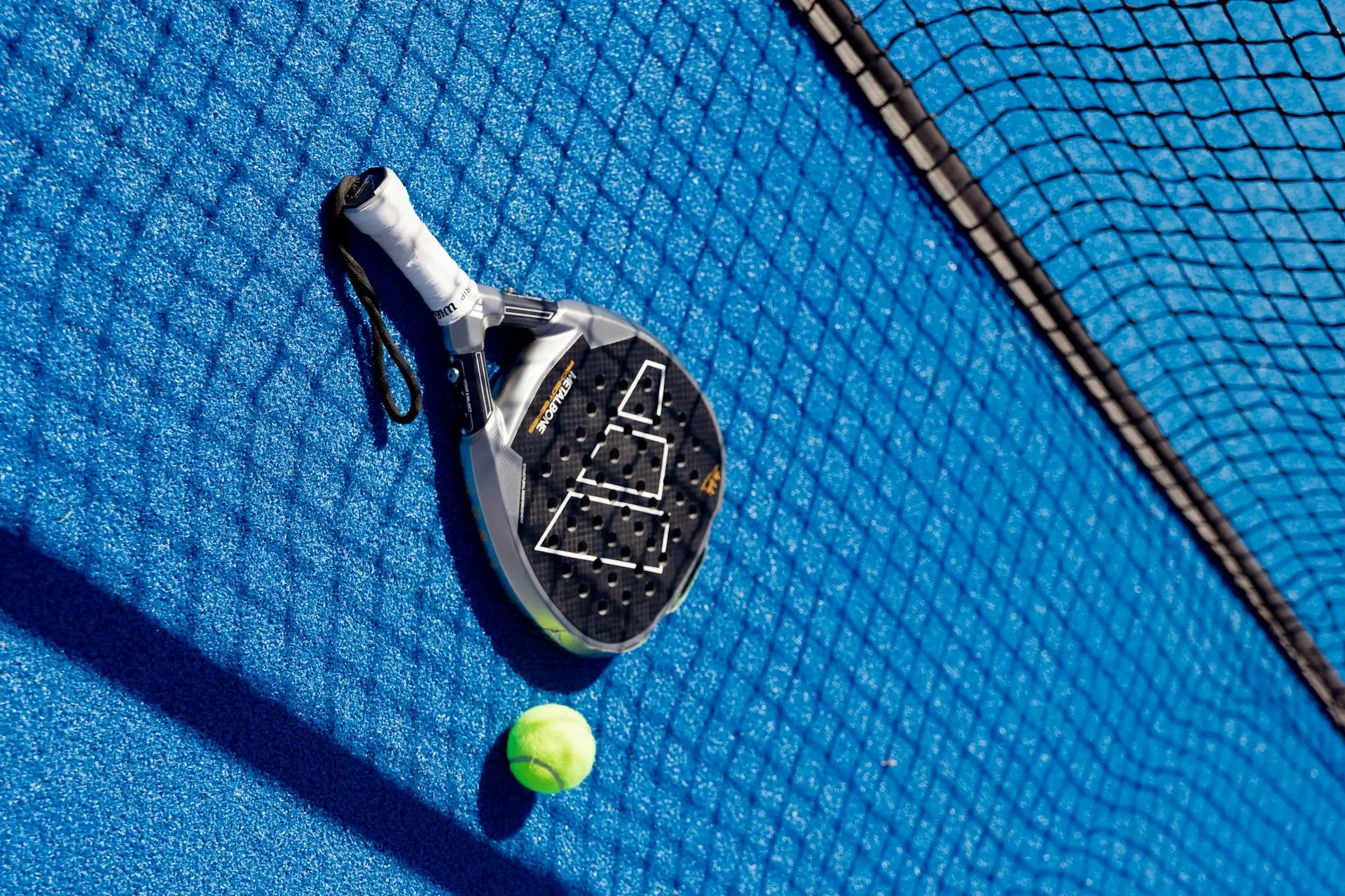 Lagi Hits! Tren Padel Bali yang Bikin Liburan Makin Seru!