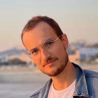 Portrait de Marc Biessy, Fondateur Ops Clean, après la migration de son ancien site Wix vers la plateforme e-commerce Shopify par l'agence SHUNPO