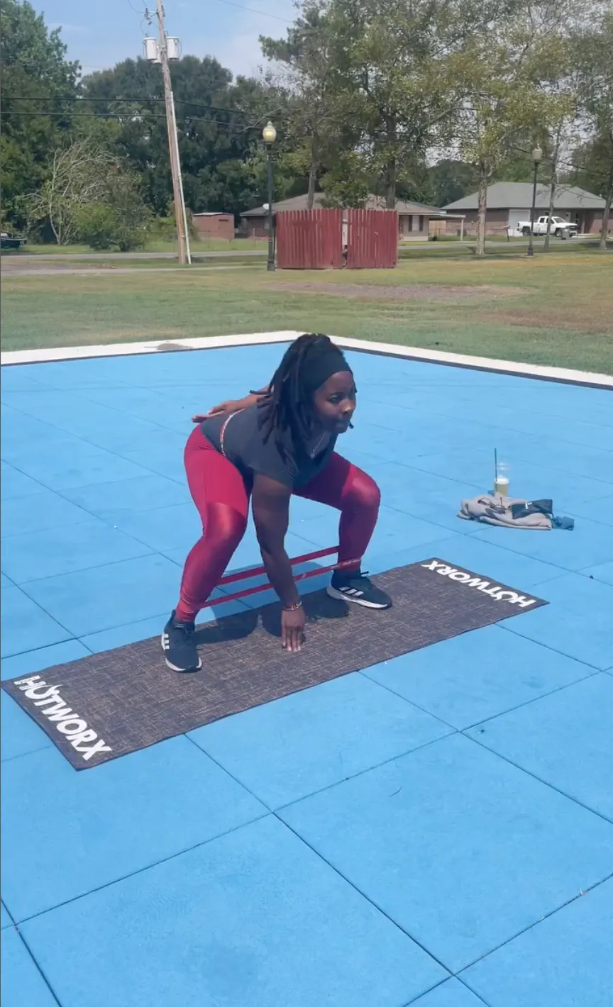Ilyana leading her social media followers through a Fitness Court® workout