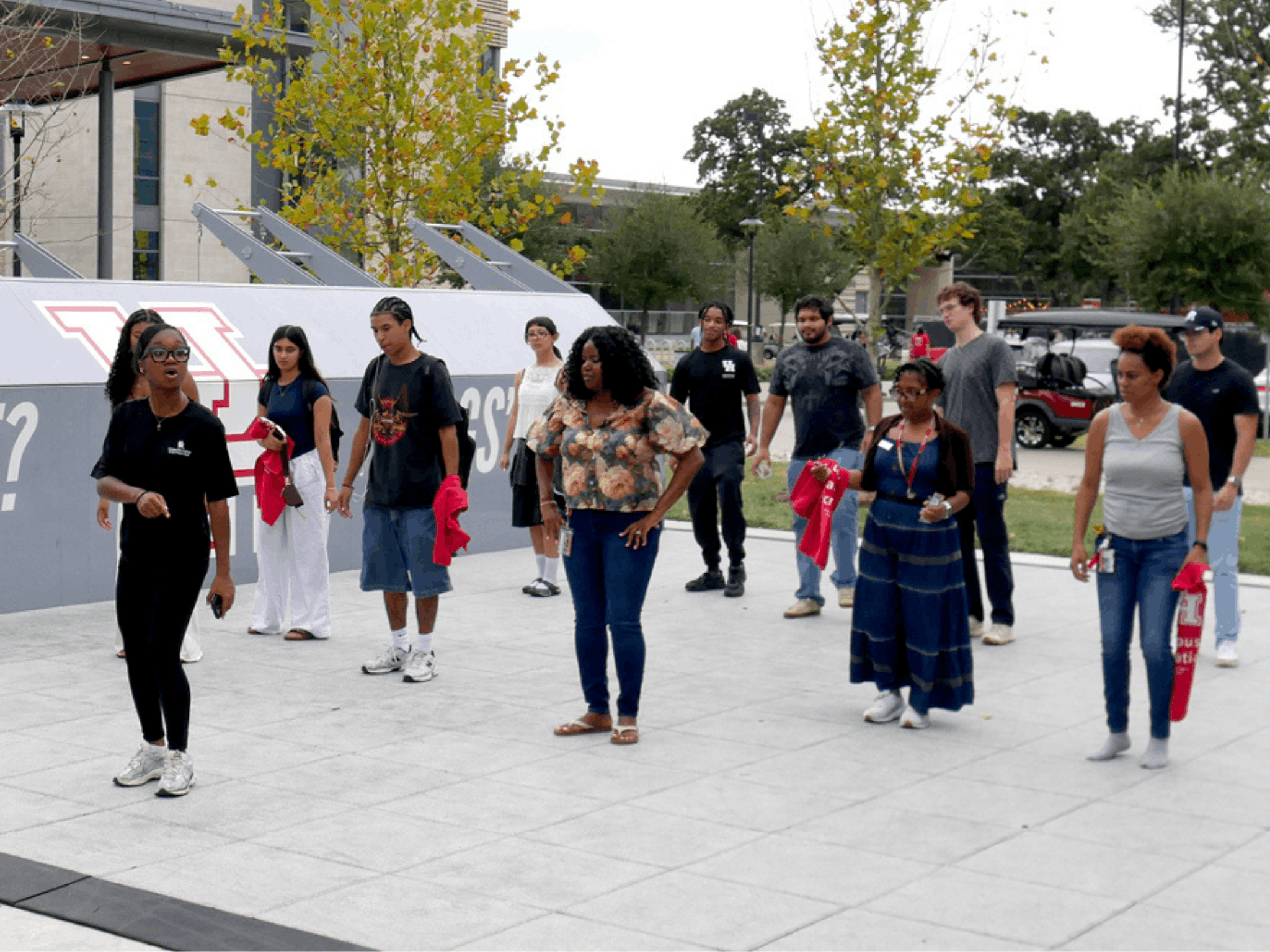 New Outdoor Fitness Court Welcomes the Entire UH Community