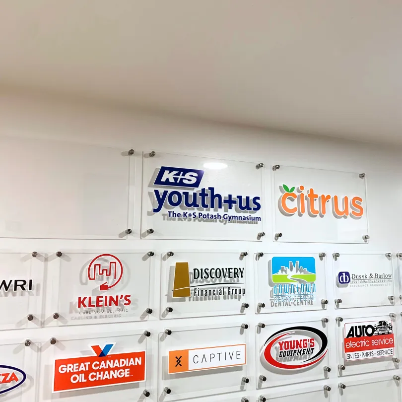 Image of HoopLife Lobby with K+S Logo on Acrylic Sign