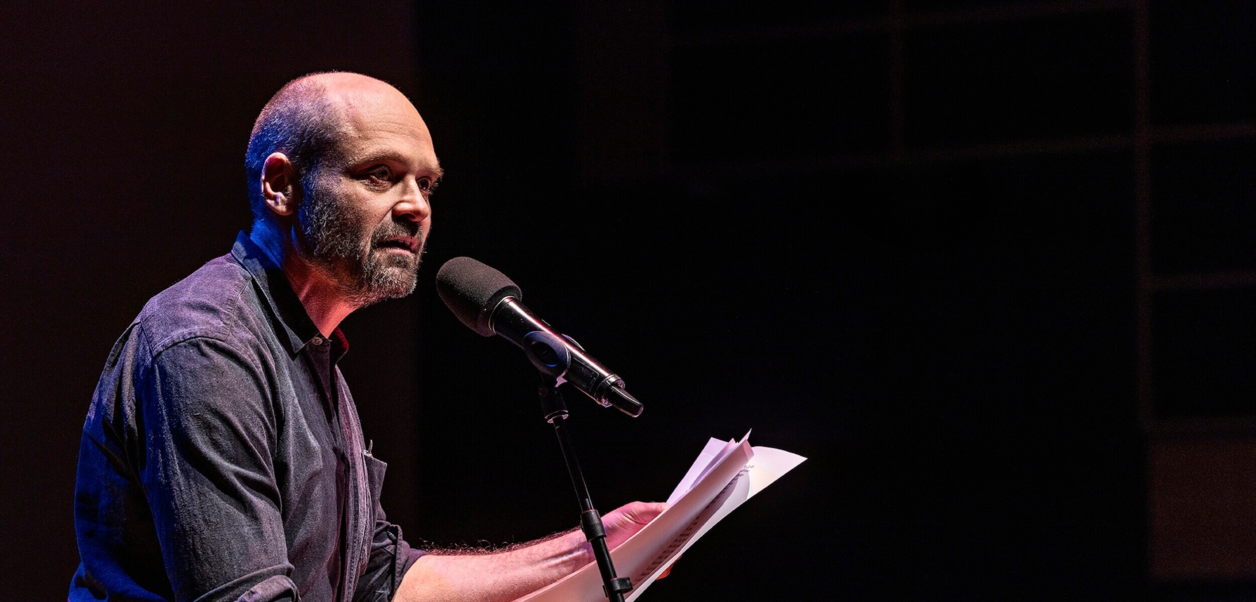 LETTER PERFORMANCE: LOVE