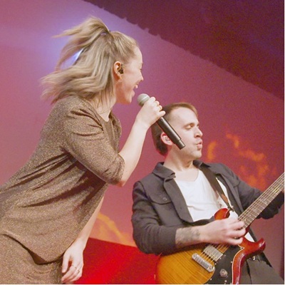 Leurs adaptations 2.0 des artistes #1 du moment tels que Dua Lipa, Lizzo et Harry Styles ne vous...