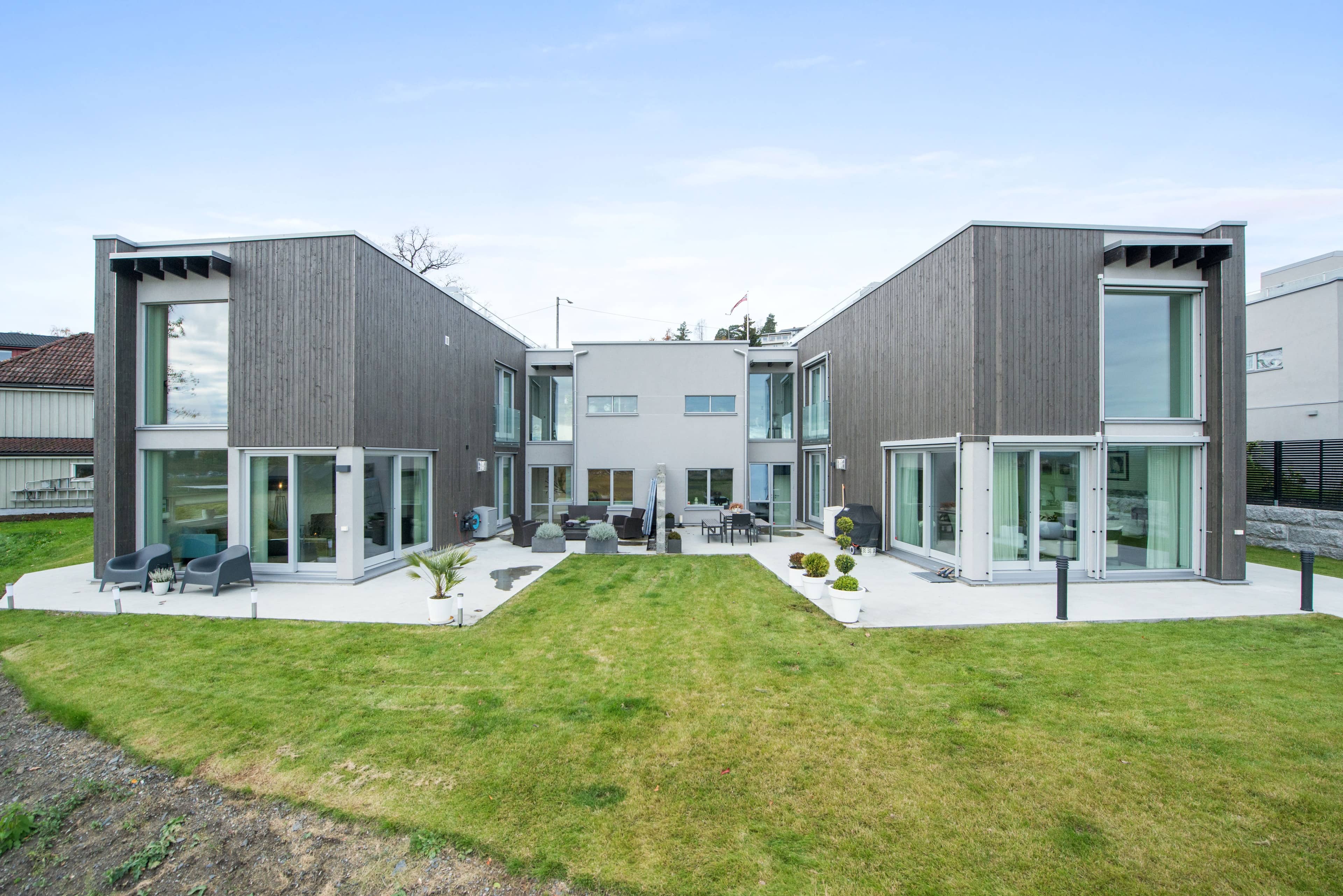 Aspelundfaret 6 A & B