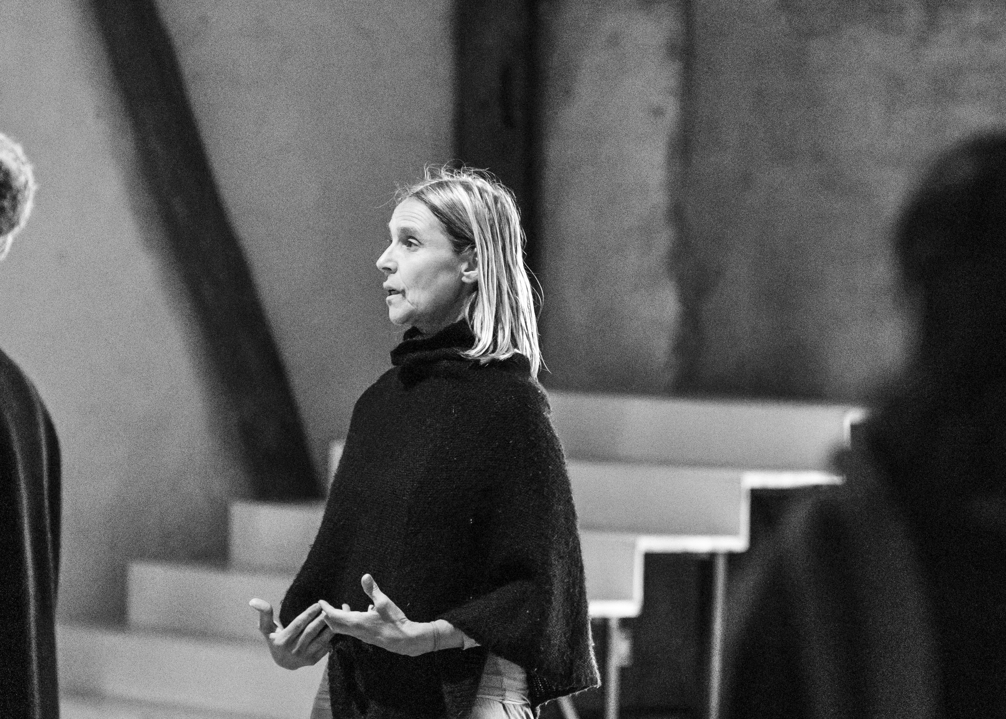 Laut & Klar. Stärke deine Ausdruckskraft. Für Frauen, die führen – im Business und im Leben.