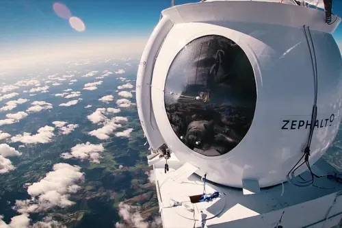 La terre observée depuis la stratopshère