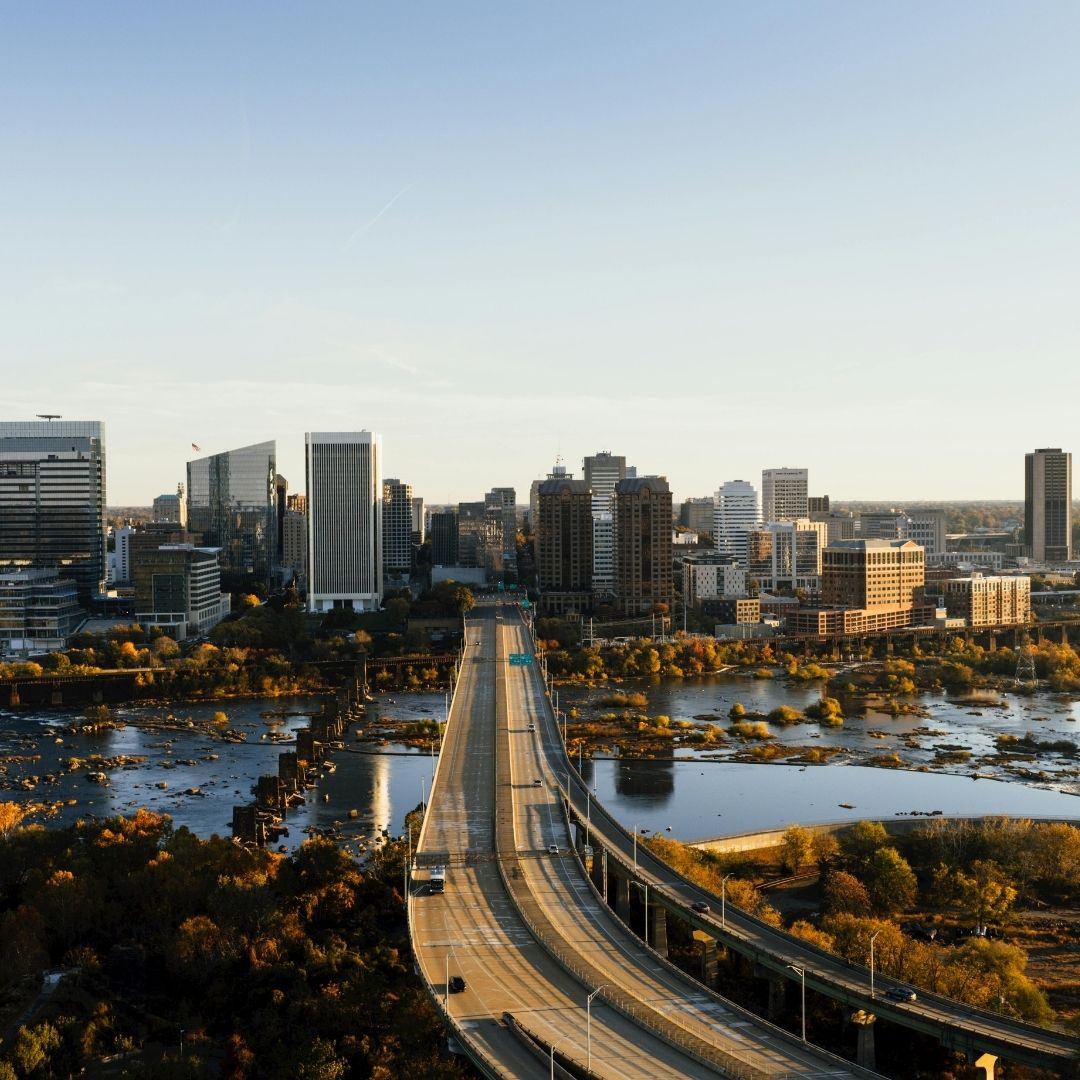 a picture of the city