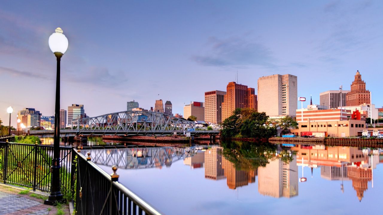 a picture of the city