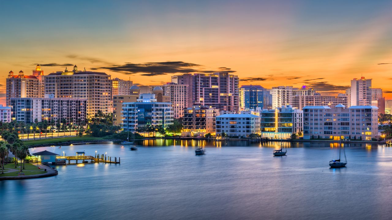 a picture of a city