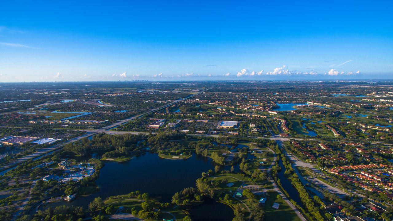 a picture of the city