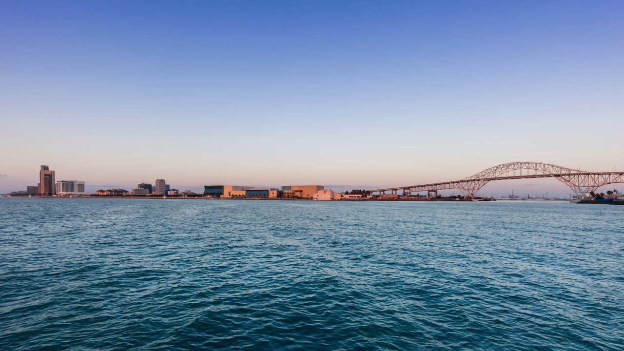 a picture of the city