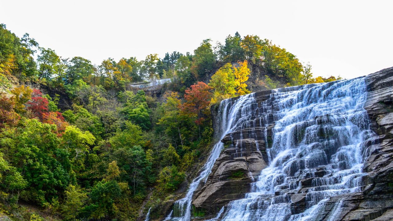 a picture of a Waterfall
