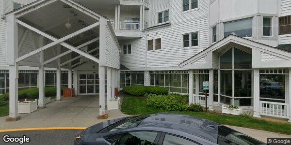 Loomis Lakeside at Reeds Landing, Springfield, MA Street View Image