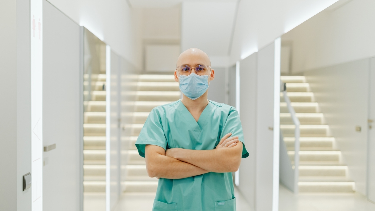 Travel Nurse Scams: How to Spot and Avoid Them