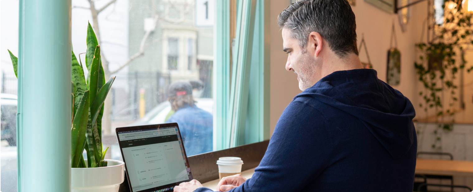 Discover Swapcard’s post-event survey questions examples to craft your own survey