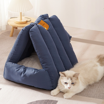 Triangle soft warm cat bed