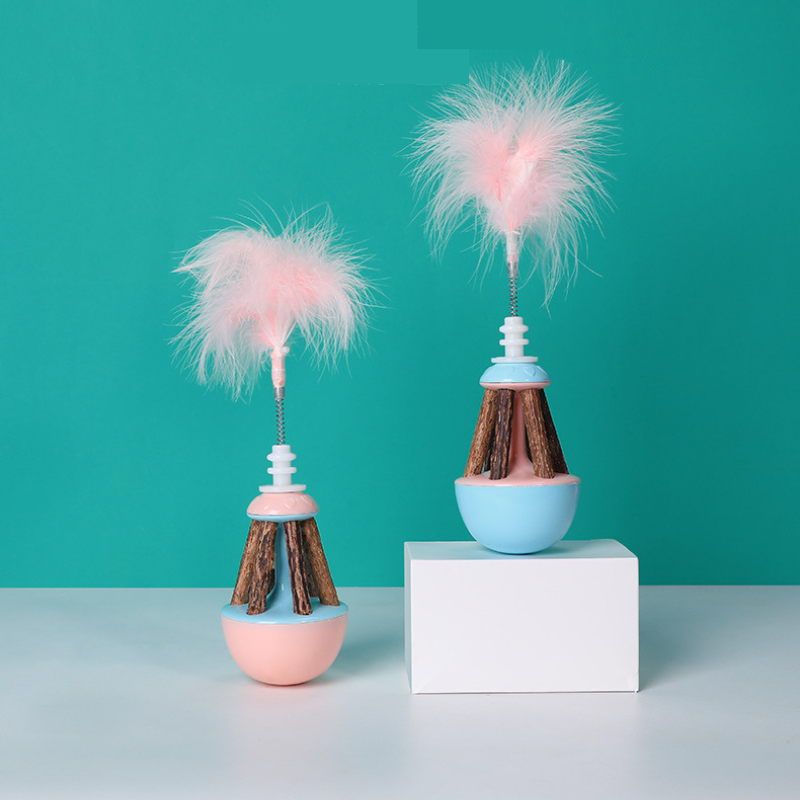 Feather tumbler cat toy