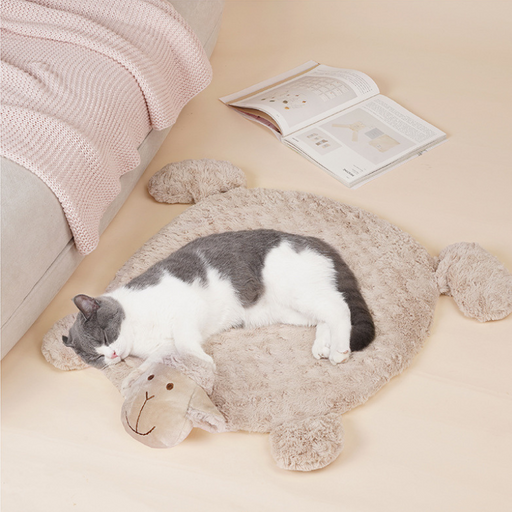 Zeze Lamb-style cat bed