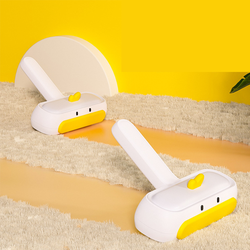 Duck-duck cat hair remover