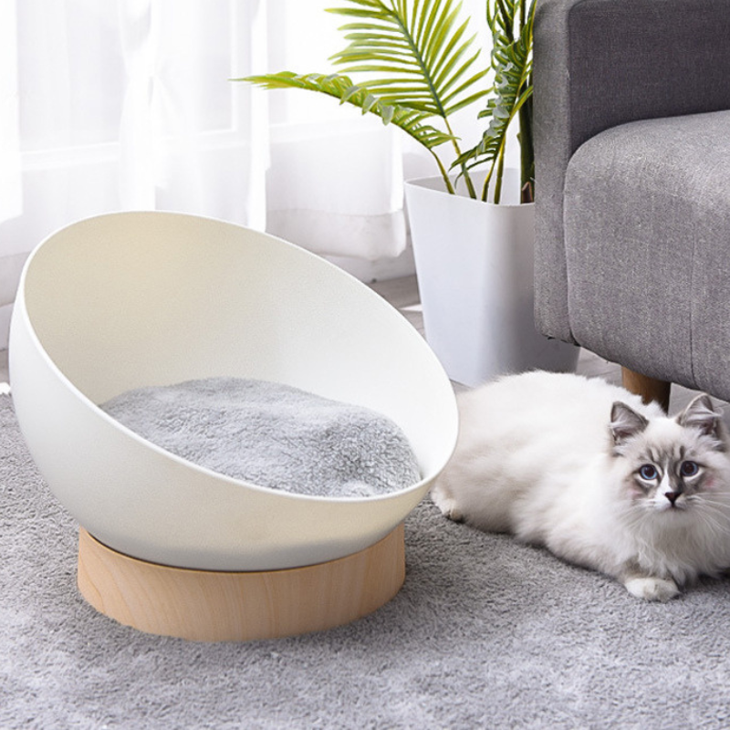 Hemispherical style cat bed