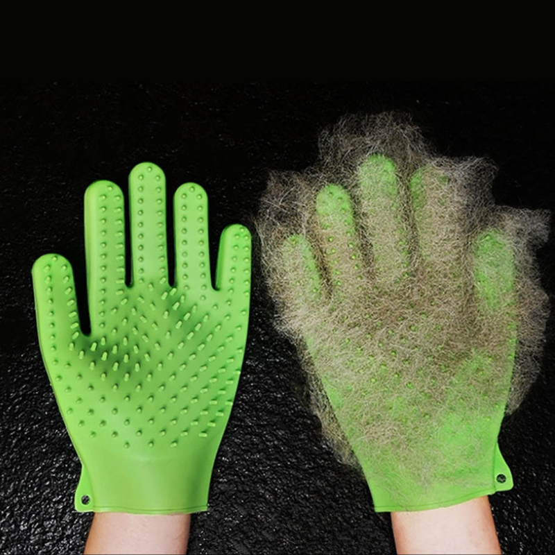 Silicone cat grooming glove