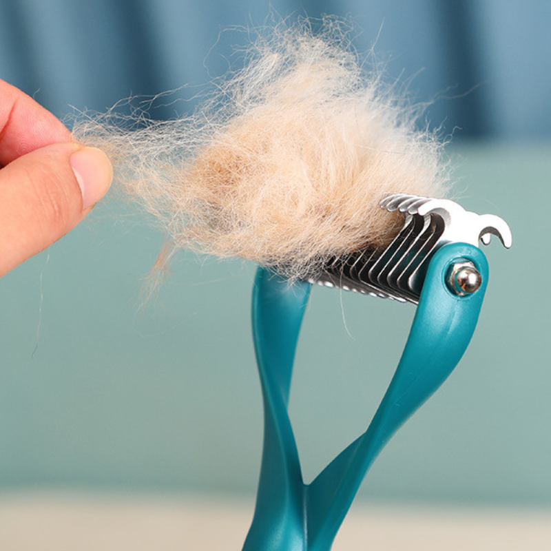 Cat dematting brush for long-haired cat