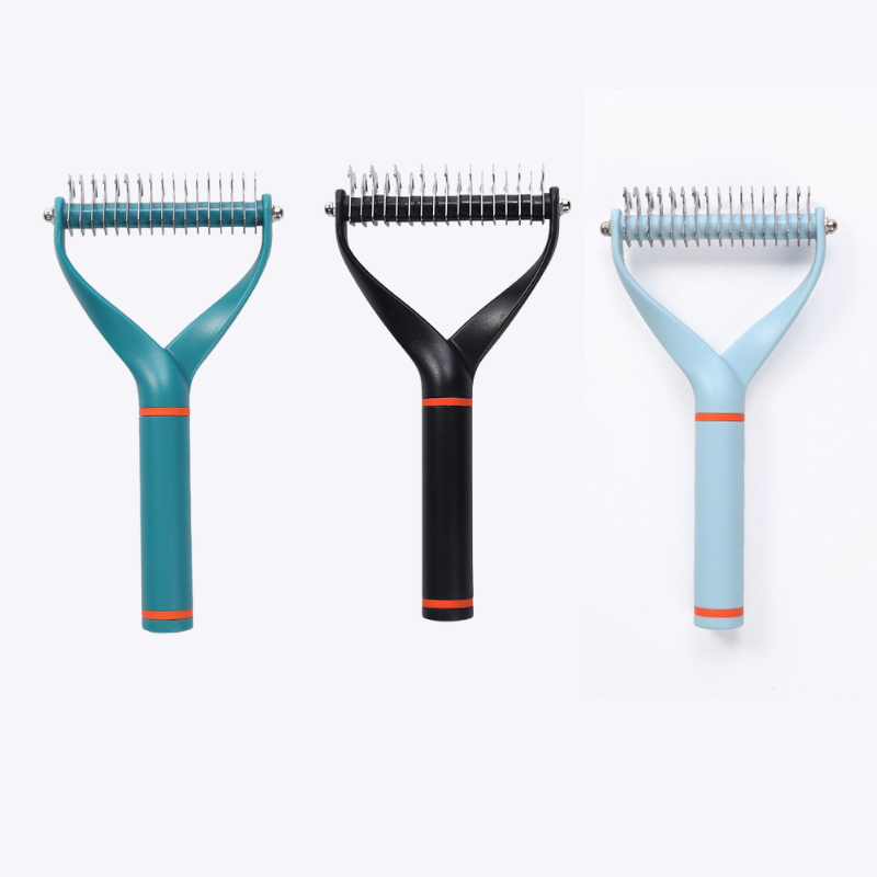 Cat dematting brush for long-haired cat