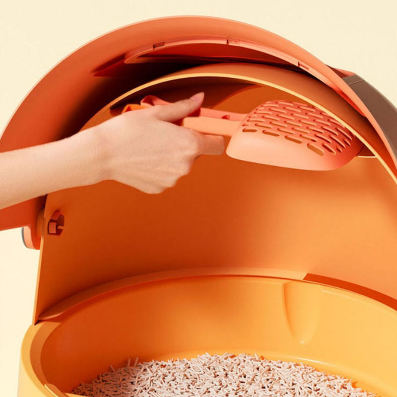 Cute duck shape fully enclosed cat litter box