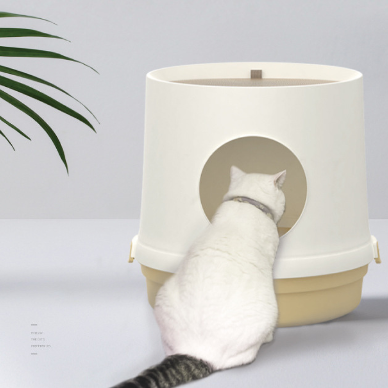 Large enclosed tree hole cat litter box