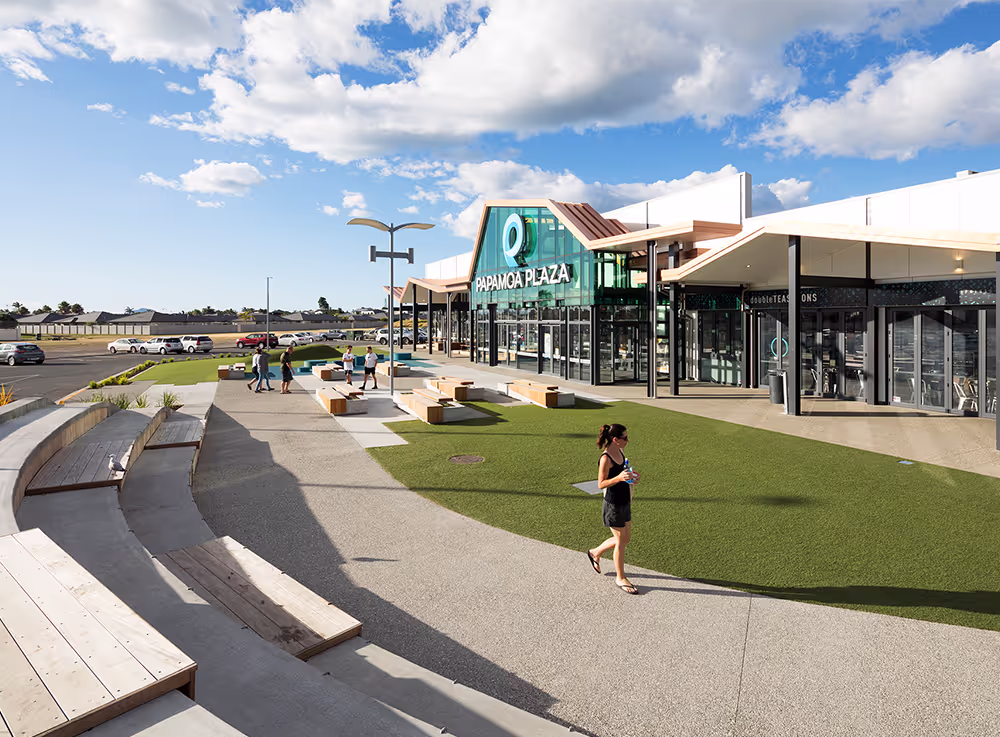 Open green spaces for shoppers to enjoy