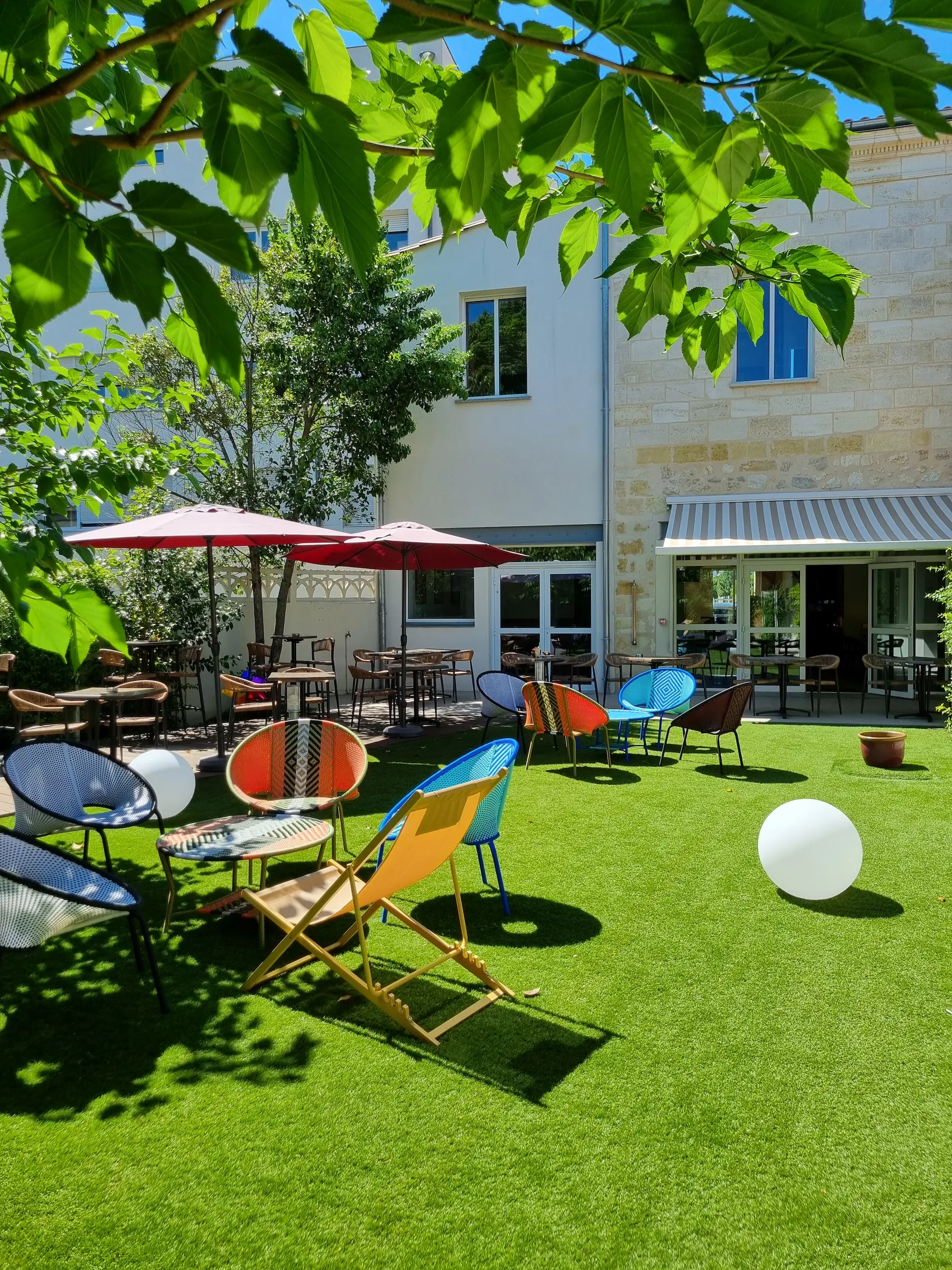 Jardin de l'hostel Hosho Bordeaux Centre Victoire
