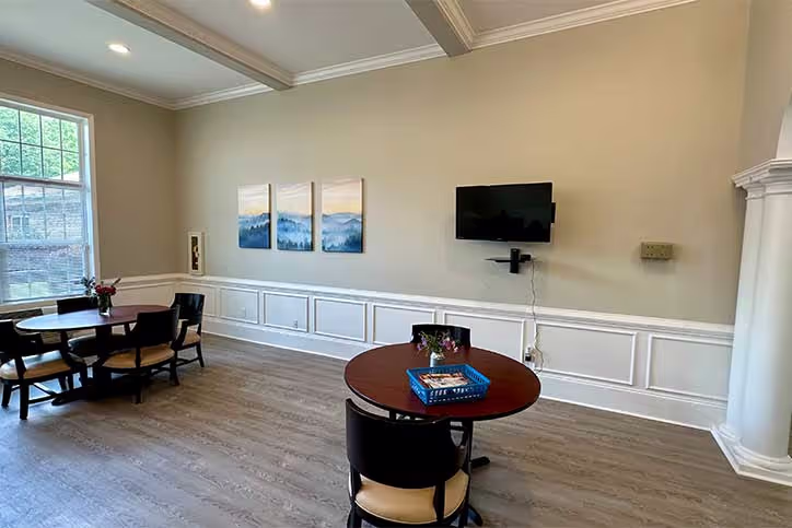 senior care home tv room
