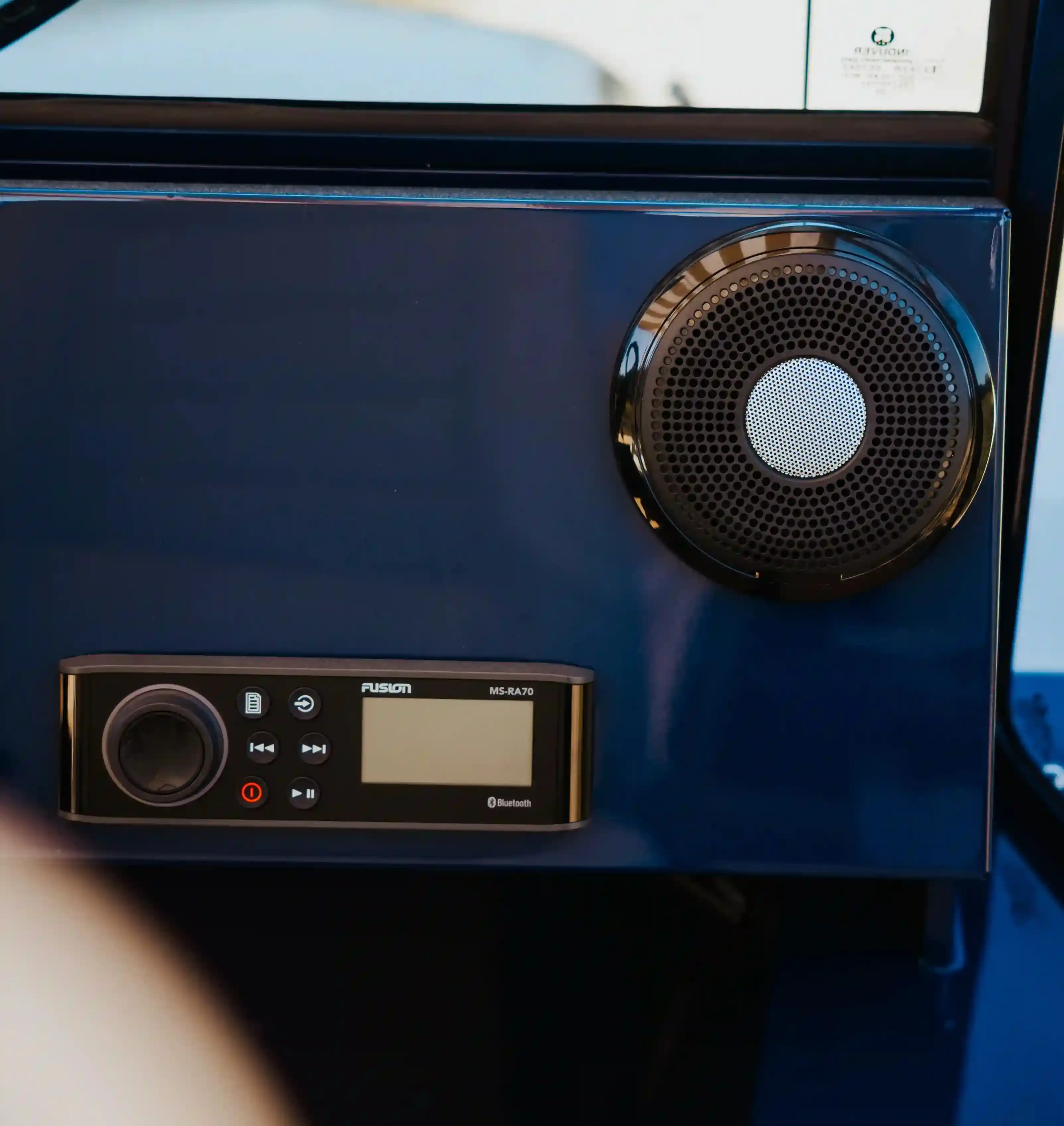 Autoradio Fusion de la Kate Islander Mini Moke Beach Car