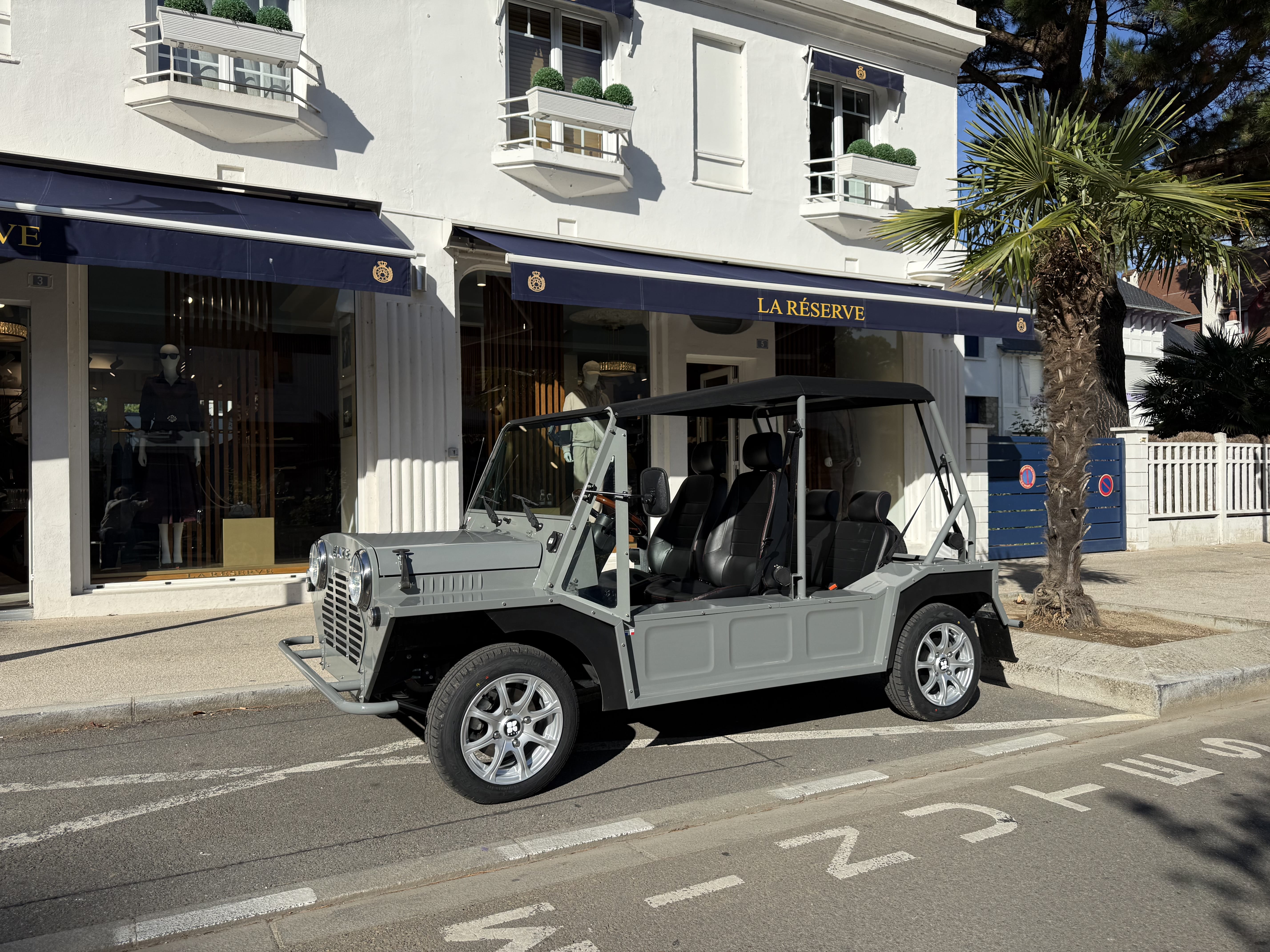 Kate Beach Car Mini Moke Electric Grey Used