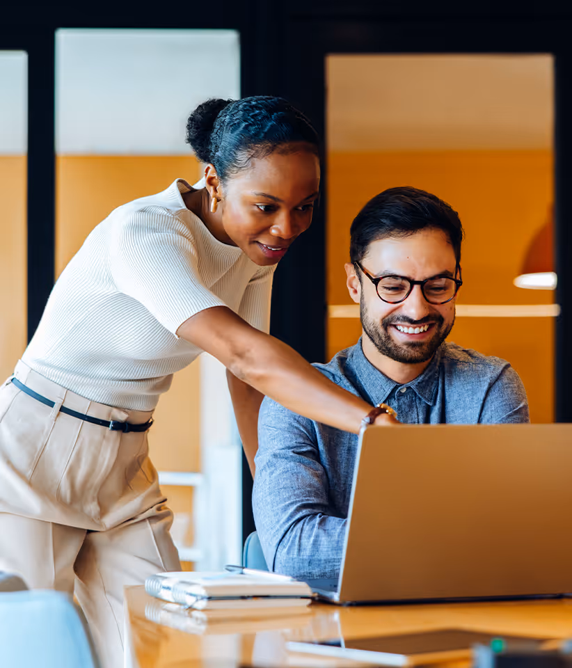 How does UneeQ's Immersive Training Platform use AI digital humans to empower L&D teams to build with no-code solutions — immersive learning and development.