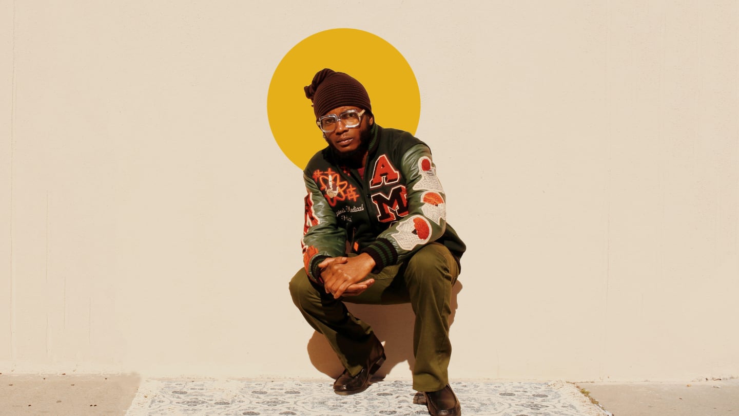 thumbnail linking to article page