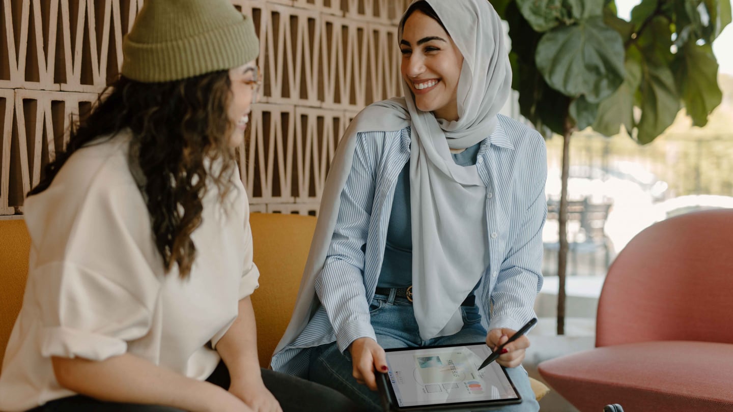 thumbnail linking to article page