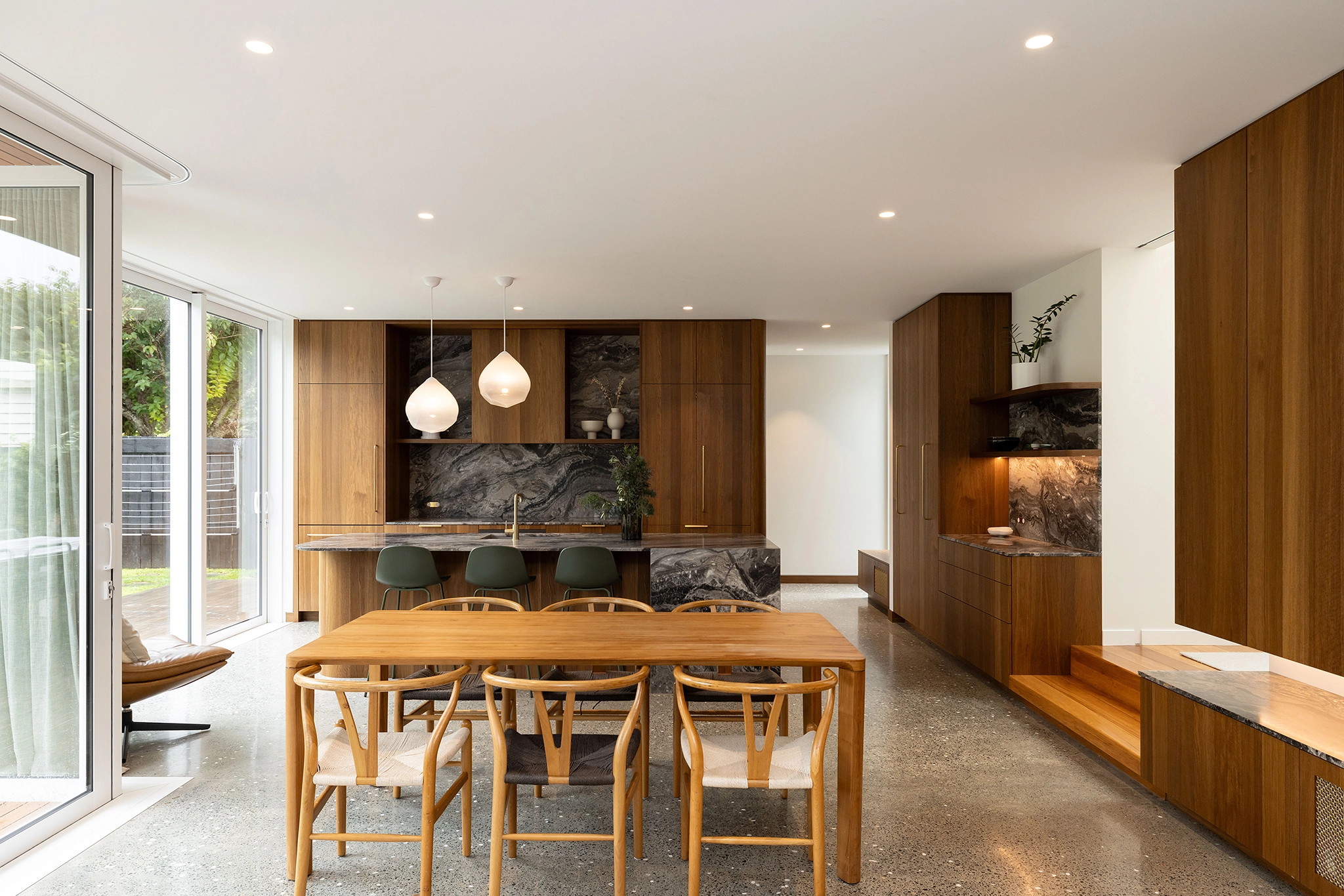 Smoked oak veneer cupboards