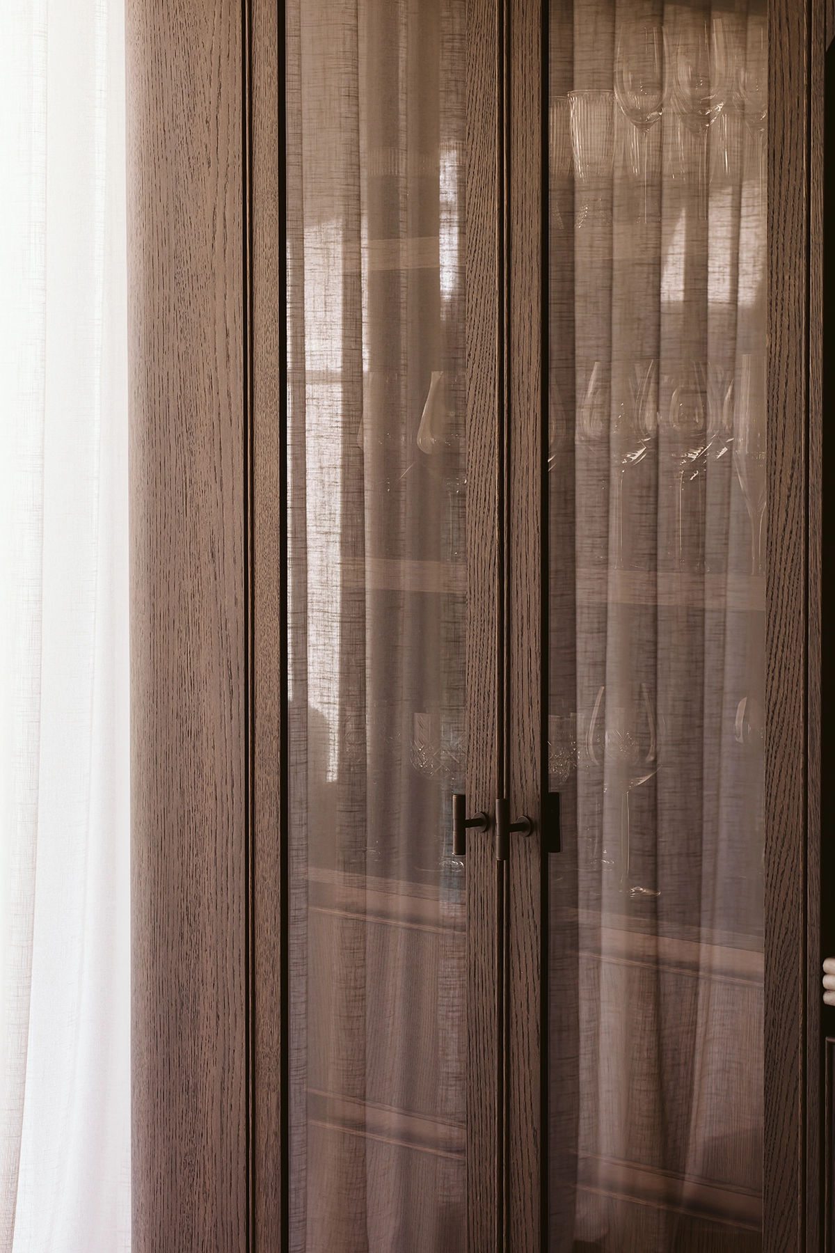 Elegant kitchen joinery crafted by Rowson Kitchens
