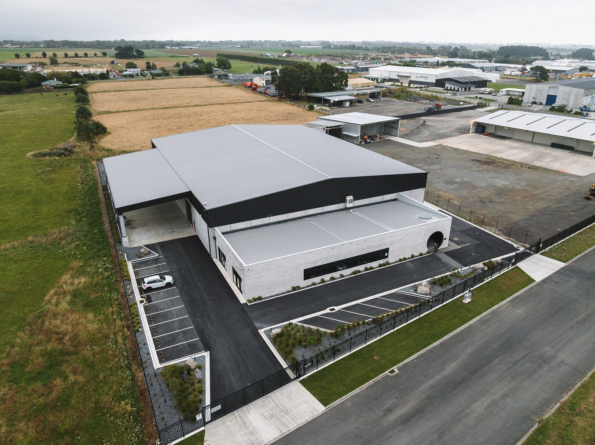 VidaSpace Levin HQ and Distribution