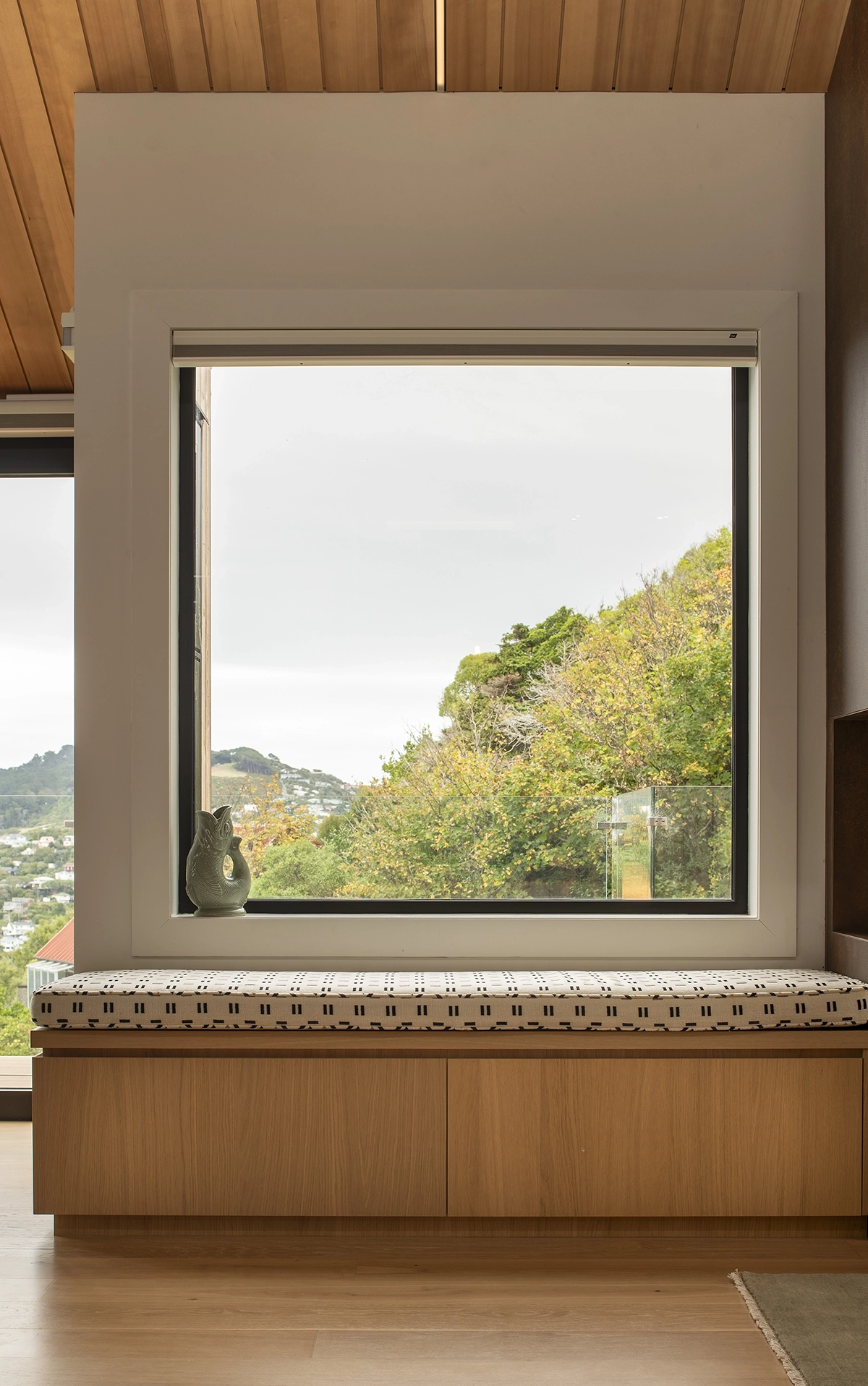Natural Oak Veneer Panel