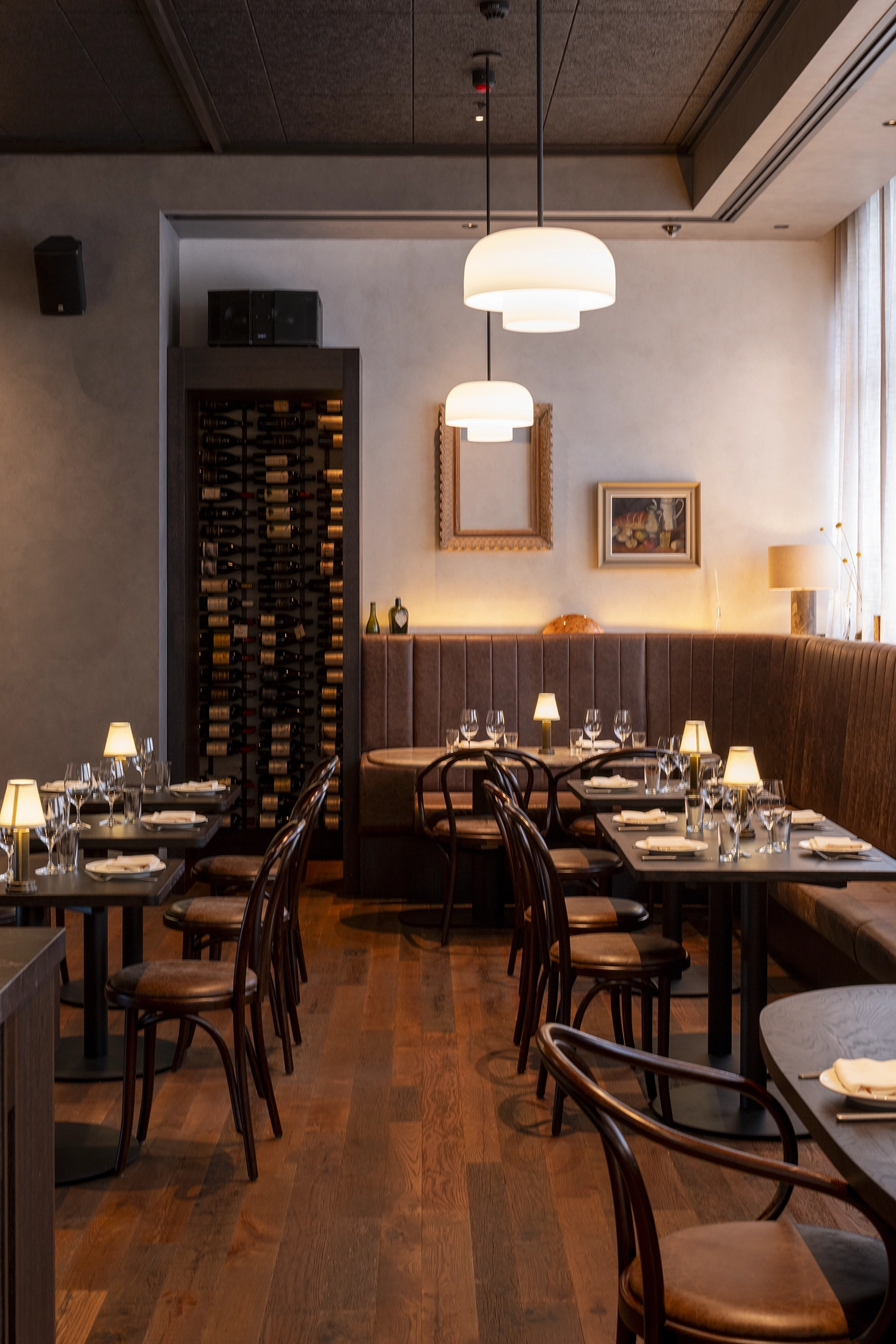 Reclaimed engineered timber flooring in hotel restaurant