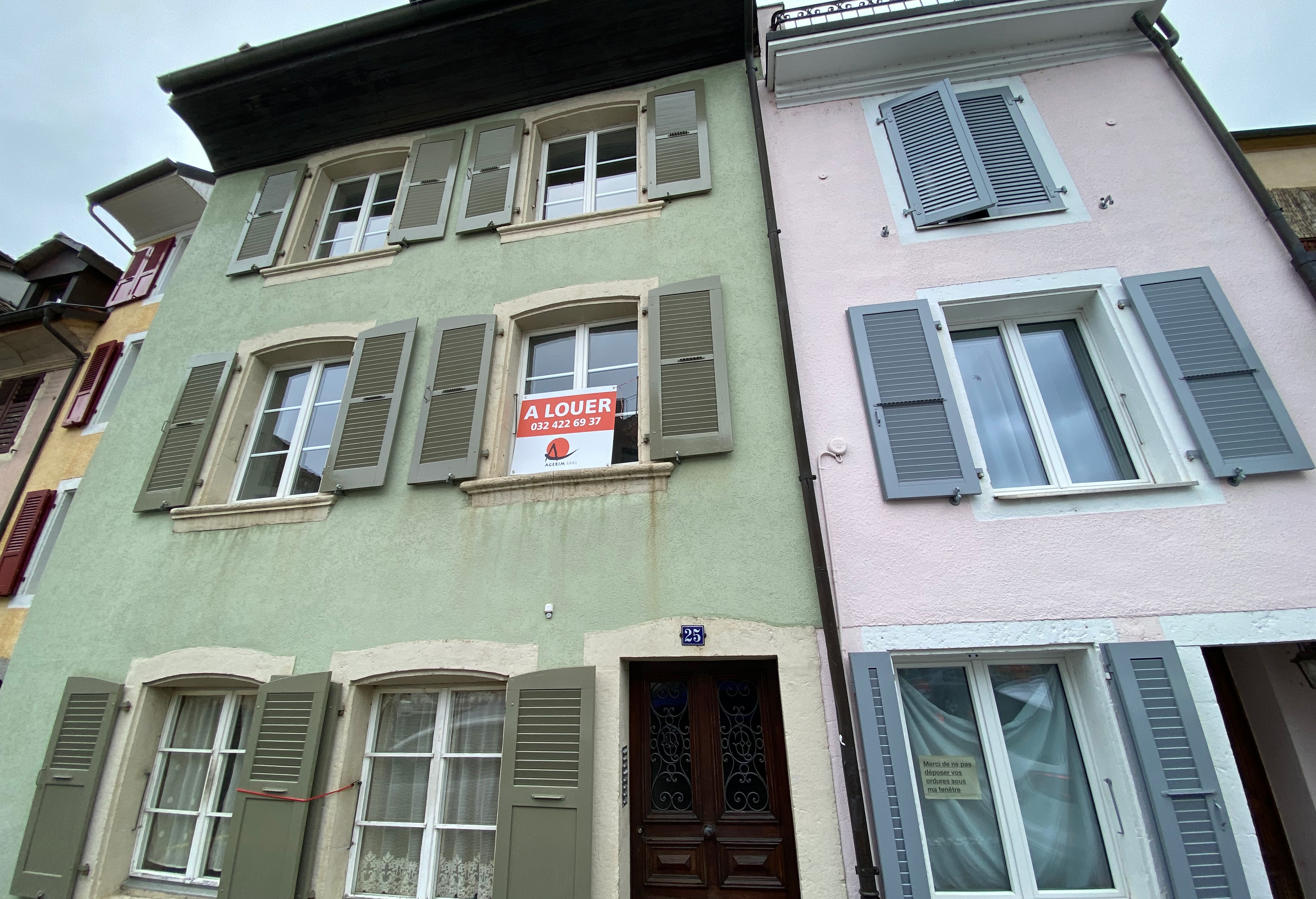 Studio voûté au rez-de-chaussée avec jardin privatif