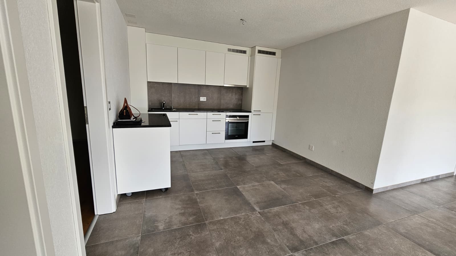 Spacieux appartement de 4,5 pièces avec balcon